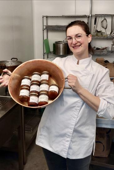 Maison Goudis, Léa George